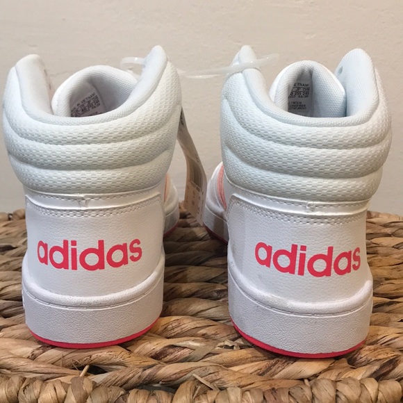 SOLD! ADIDAS BRAND NEW Tennis Shoes with tag - Picture 7 of 8